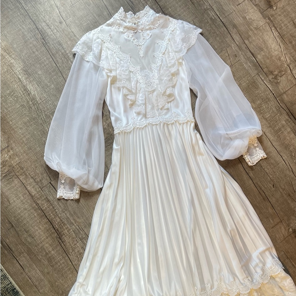 vintage 1970s/1980s ivory tea length wedding dress